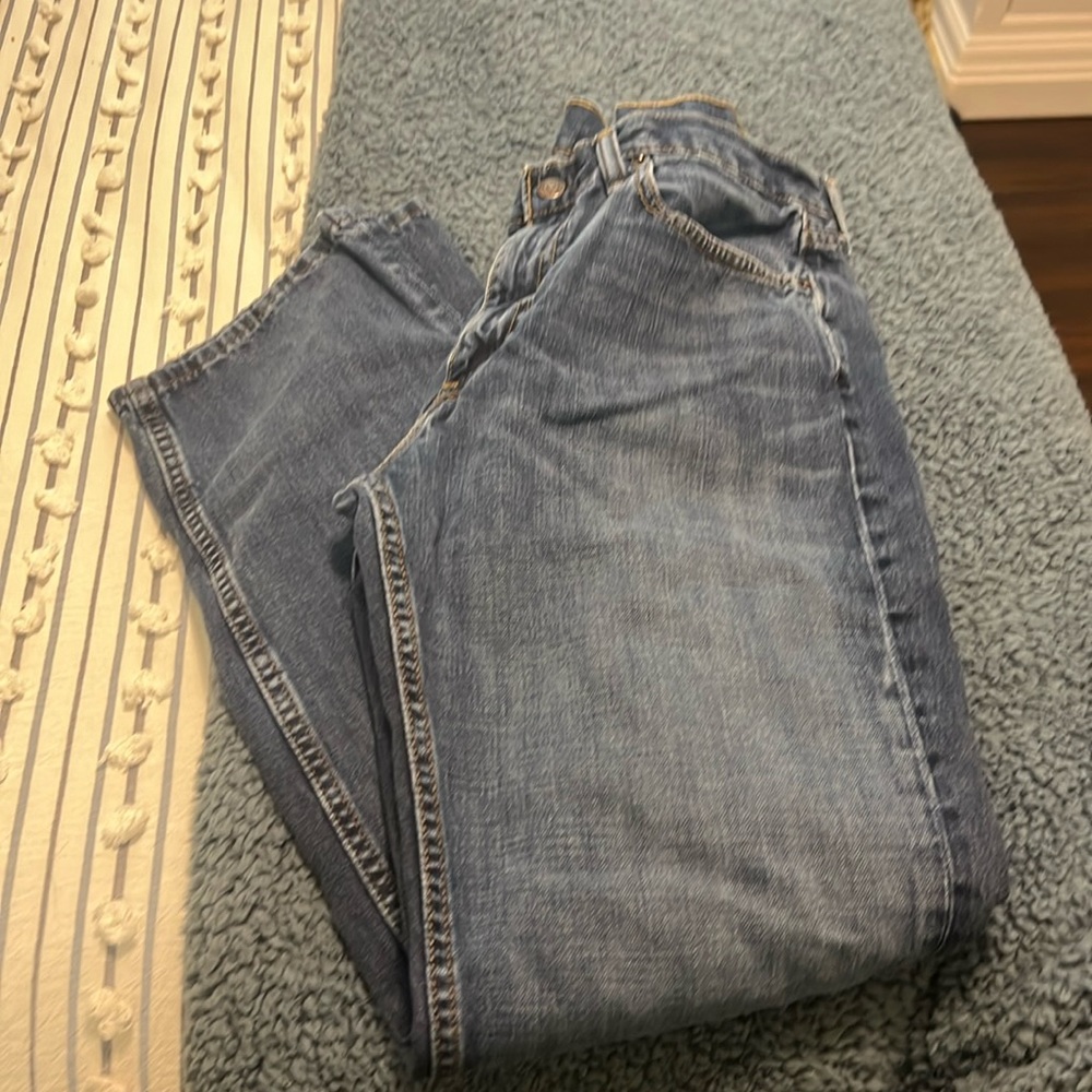 Levi 34w c 32l